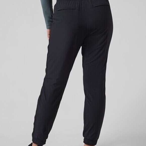 NWOT Athleta Brooklyn Lined Black Jogger Track Pants Womens 12 Athleisure Travel - Picture 2 of 12